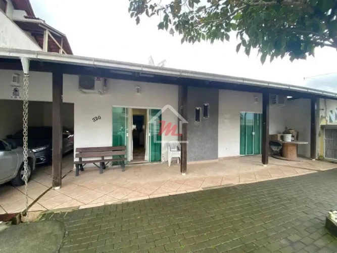 Casa com 3 dormitórios à venda, 127 m² por R$ 700.000,00 - Velha - Blumenau/SC