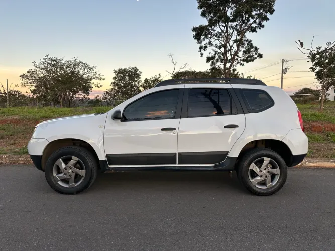 Renault Duster Expression 1.6 Hi-flex 16V Mec. 2013