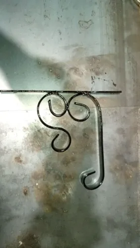 Suporte de parede para flores e vasos  , samambaias 