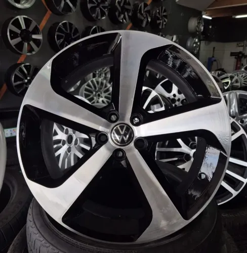 Jogo de rodas Golf Brooklyn aro 18 5x100