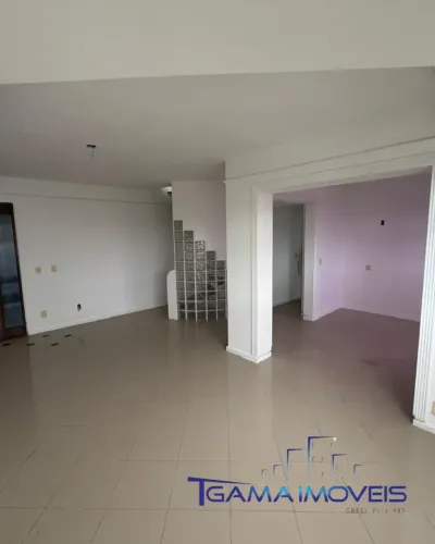Oportunidade! Duplex para venda tem 288 metros quadrados com 4 quartos em Brotas - Salvado