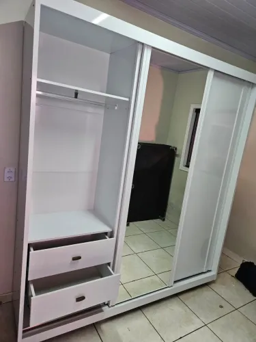 Guarda roupa