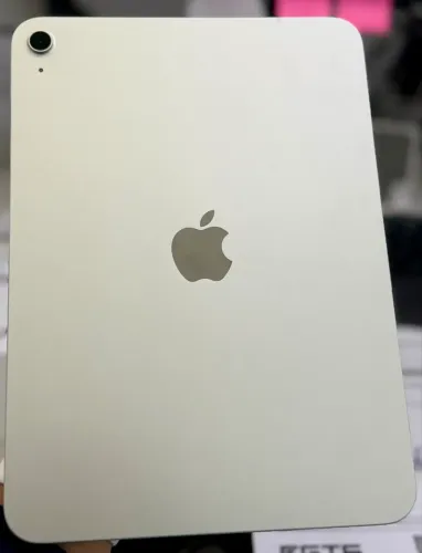 iPad 11