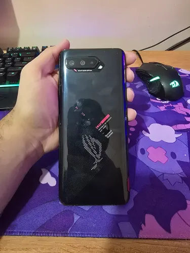 RogPhone 5s - Novo