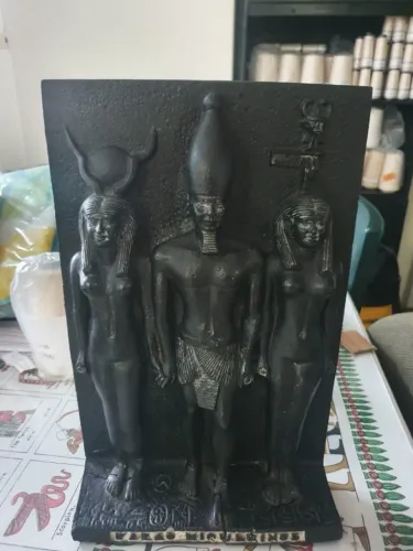 Arte Egpicia/ Miquerinos Preto
