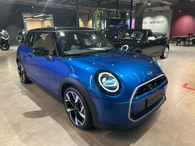 Mini Cooper 2.0 16V Twinpower Gasolina S 2P Steptronic 2026