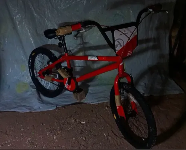 Vende-se bicicleta  GT original aro 20 tem nota faço entrega 