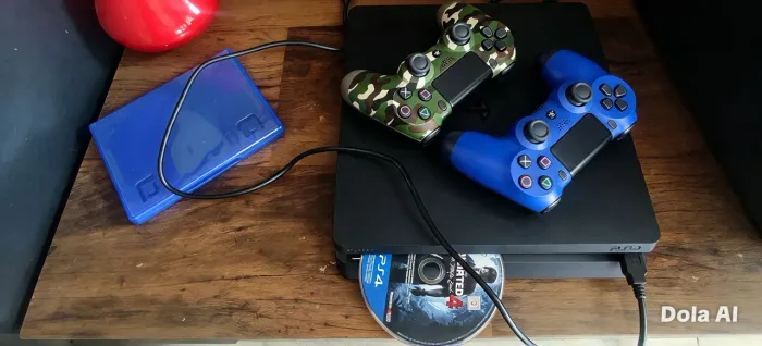 Ps4 14.00 dois controles e um jogo uncharted 4