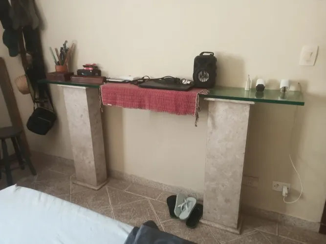 Aparador de mármore