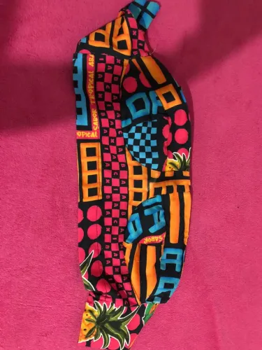 Top Cropped Tropical Neon - Sabor Tropical - Tam P/M - R$25