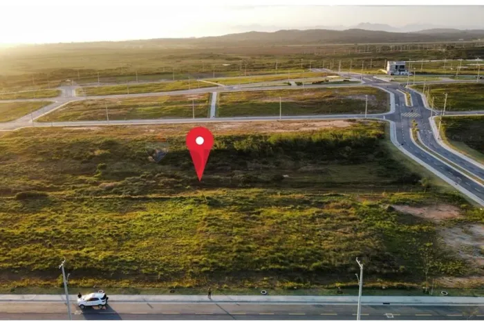 Terreno com 467 m² à venda na Baia Formosa, Búzios