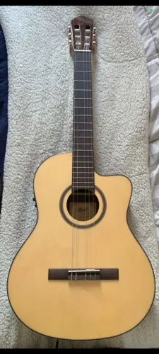 Violão eletroacústico Cort Classic