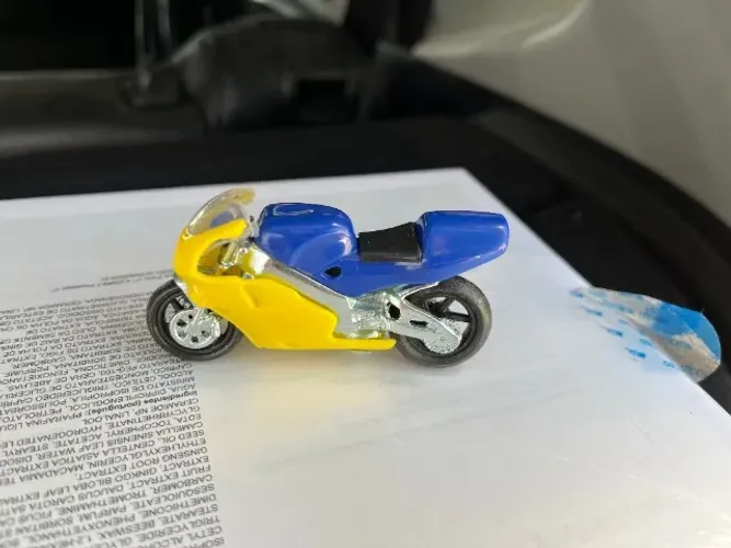 moto de corrida motovelocidade carrinho miniatura 1/64 da Guisval