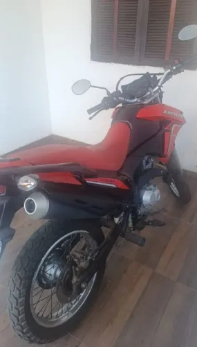 Bros 2024