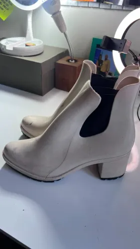 BOTA BRANCO GELO NÚMERO 39/40 SALTO BLOCO BAIXO