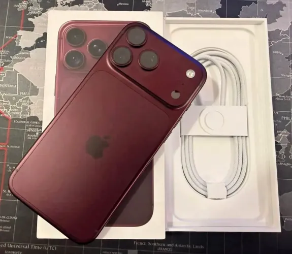 iPhone 18 pro max roxo 1 tb de memória lacrado