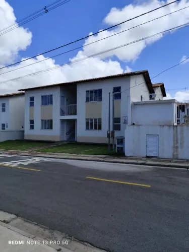 Vendo Apartamento novo no Condomimio Plaza das Flores 4