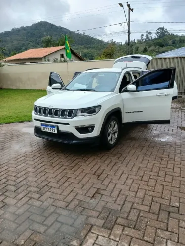 Jeep Compass Longitude 2.0 4X2 Flex 16V Aut. 2021