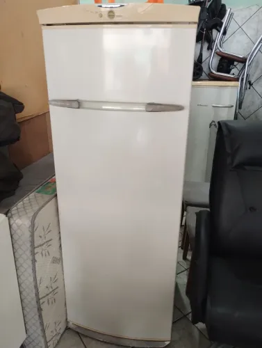 Vendo um frizzer Frost Free 