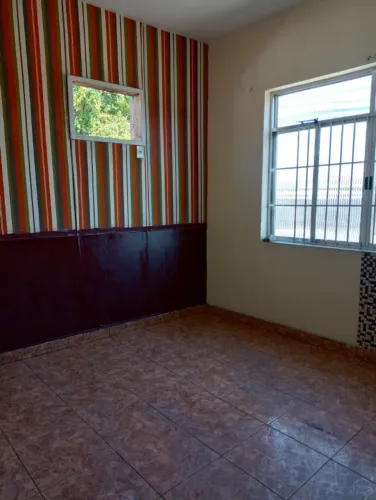 Alugo Imóvel para fins residenciais  ou comerciais 