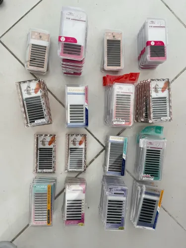 Caixinha de Fios - cílios / lash design