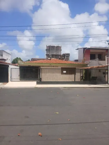 Imóvel para aluguel tem 350 metros quadrados com 3 quartos em Lagoa Nova - Natal - RN