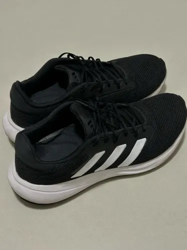 Tenis Adidas 41
