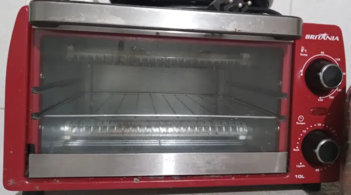 Forno elétrico da Britania (10 litros)