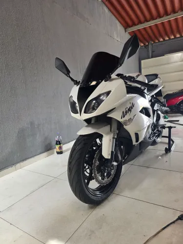 Vende se zx6r