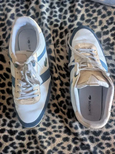 Sapatênis Lacoste n° 39 Usado