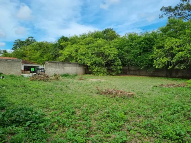 Terreno em condominio a venda - possui 835 mts2 de area total - em Antares - Maceió - AL
