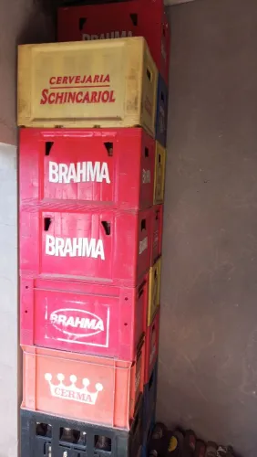 16 Engradado de cerveja. 