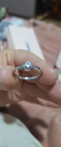Anel vivara com pedra rosa