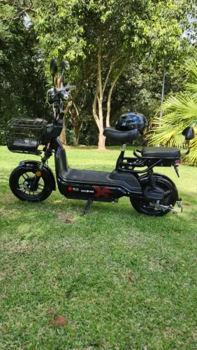 *Scooter Elétrica - Eco Xiao*