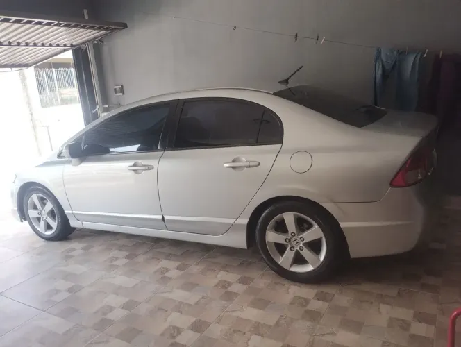 Honda Civic Sedan LXS 1.8/1.8 Flex 16V Mec. 4P 2007