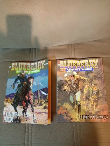 HQs, 4 volumes, editora Abril, Blueberry...