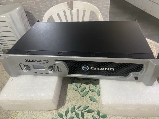 AMPLIFICADOR CROWN XLS 2500