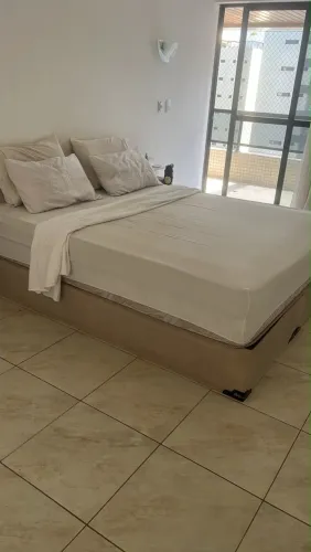 Cama Queen
