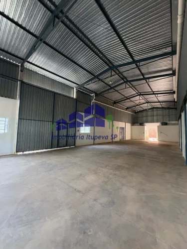 Galpão Industrial para Locação em Franco da Rocha-SP, Glebas: 2 Salas, 4 Banheiros, 1.100m