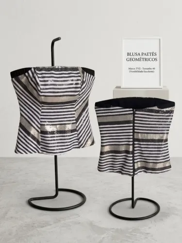 Blusa de grife em Paetê