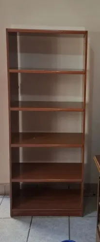 ESTANTE DE MADEIRA MACIÇA