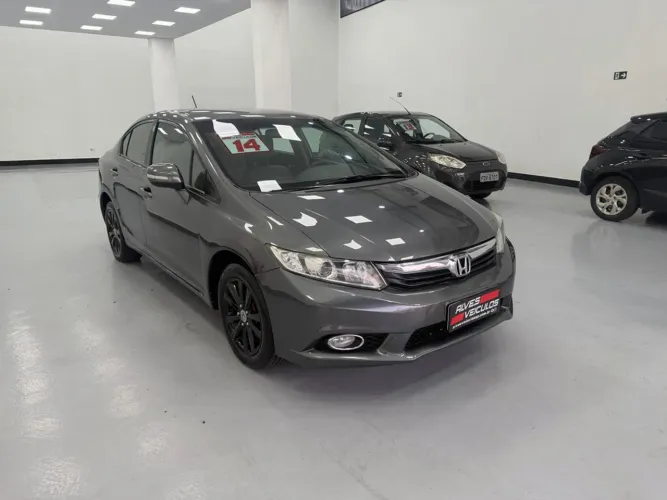 Honda Civic Sedan LXR 2.0 Flexone 16V Aut. 4P 2014