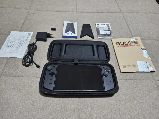 Lenovo Legion Go Z1 Extreme