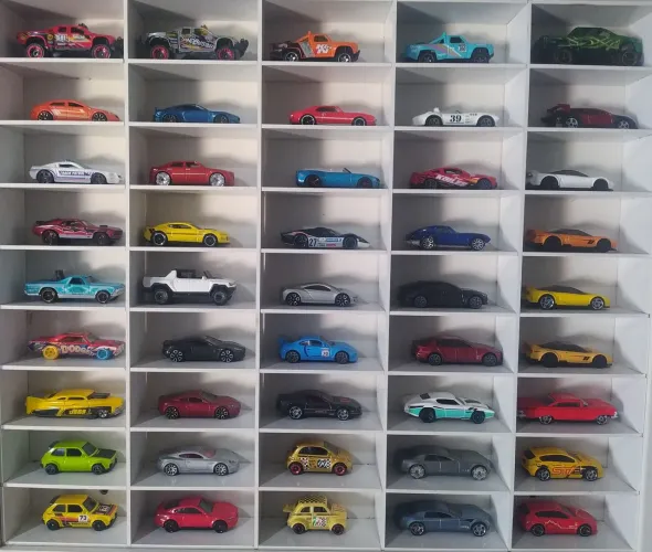 Só Carrinhos e miniaturas Hot Wheels R$20,00 cada