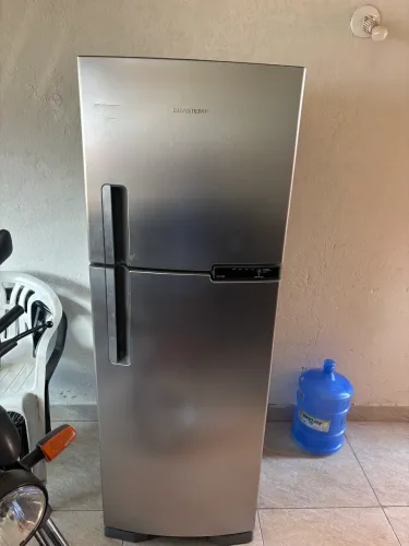 Vendo geladeira com 8 meses de uso