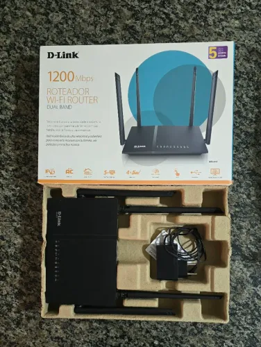 Roteador D-Link DIR-815 Dual Band AC1200 Wi-Fi 2.4G/5G - Na Caixa