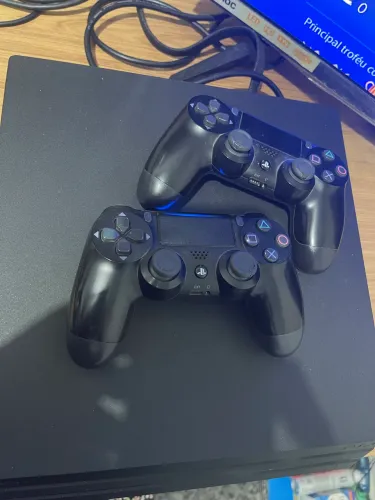 PS4 PRO 1TB