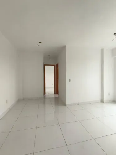 Aluga-se apartamento com 3/4 no Edifício Moa em Cuiabá MT