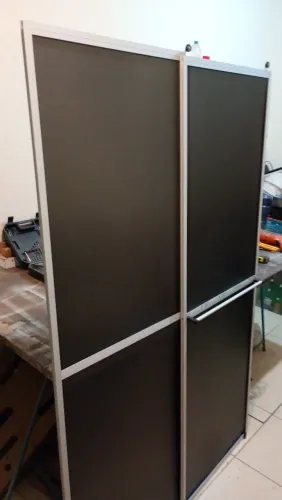 Box em acrílico ou fechamento de pia