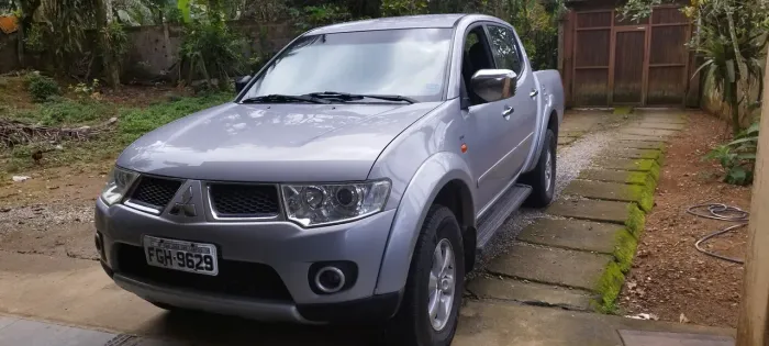 L200 Triton mod 2013 AUTOMÁTICA